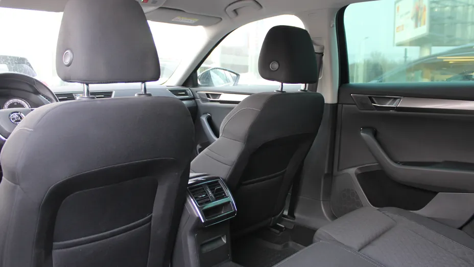 SKODA Superb Superb 2.0 TDI SCR Ambition DSG