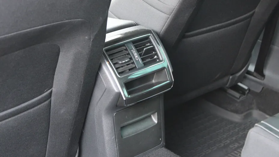 SKODA Superb Superb 2.0 TDI SCR Ambition DSG