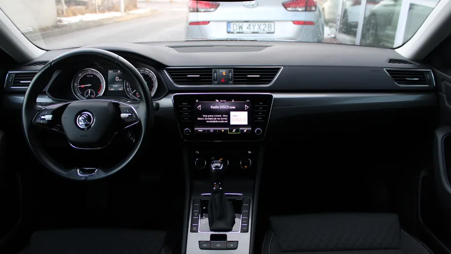 SKODA Superb Superb 2.0 TDI SCR Ambition DSG