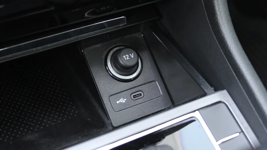 SKODA Superb Superb 2.0 TDI SCR Ambition DSG