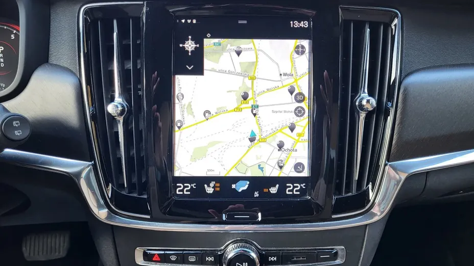 VOLVO V90 -