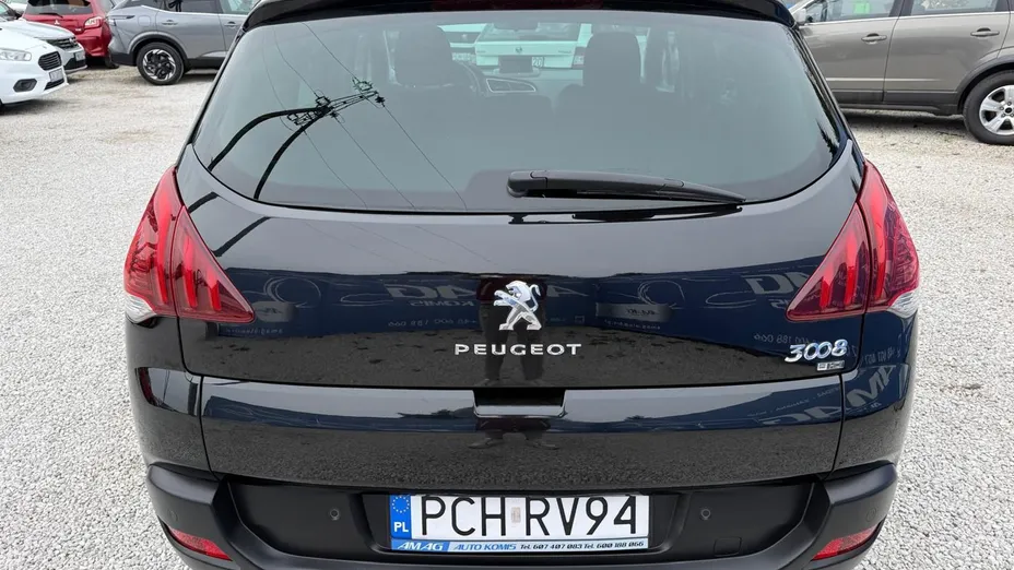PEUGEOT 3008 -