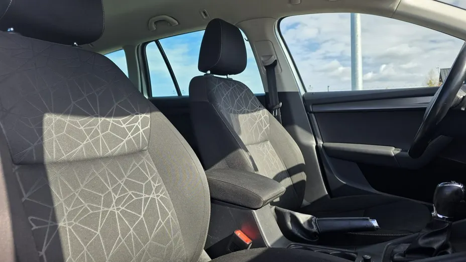SKODA Octavia -