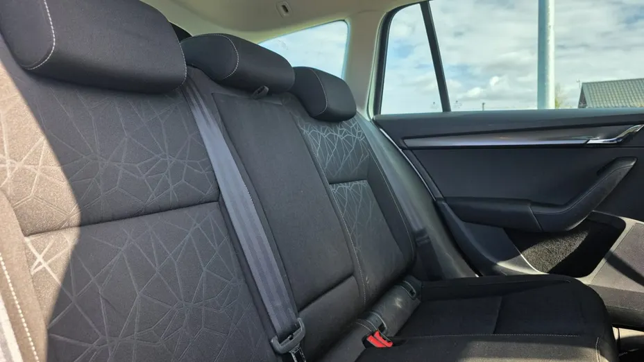 SKODA Octavia -