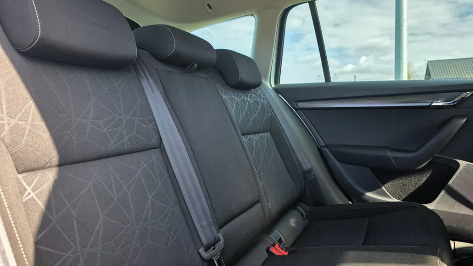 SKODA Octavia -