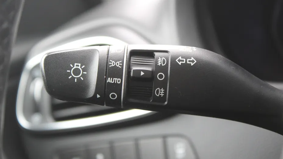 HYUNDAI i30 i30 1.5 DPI Modern