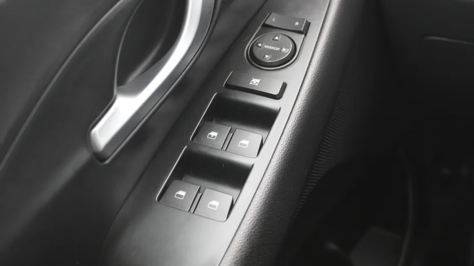 HYUNDAI i30 i30 1.5 DPI Modern