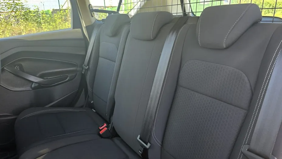 FORD Kuga -