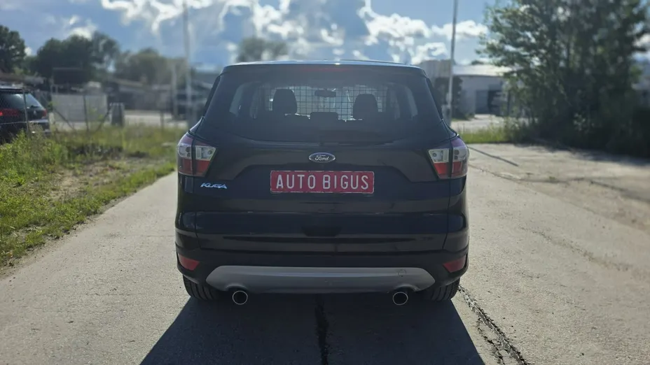 FORD Kuga -