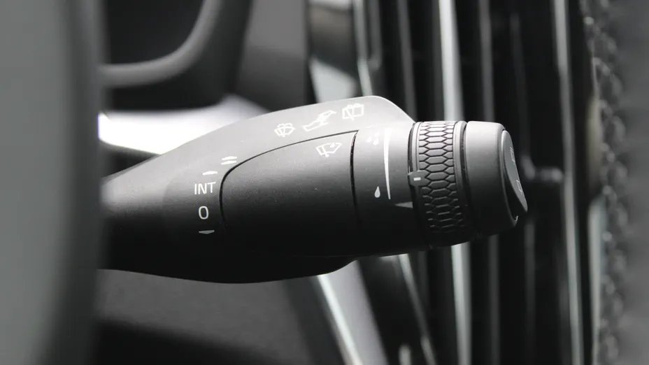 VOLVO V60 V60 CC Core B4 D AWD aut