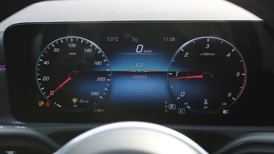 MERCEDES-BENZ CLA CLA 200 d 8G-DCT