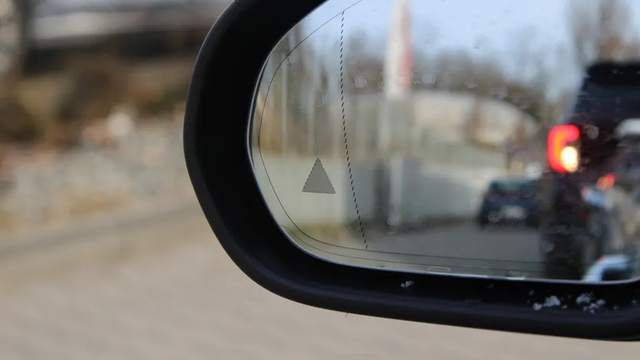 MERCEDES-BENZ CLA CLA 200 d 8G-DCT