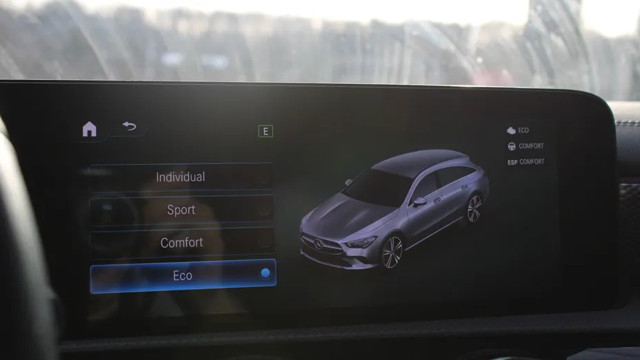 MERCEDES-BENZ CLA CLA 200 d 8G-DCT