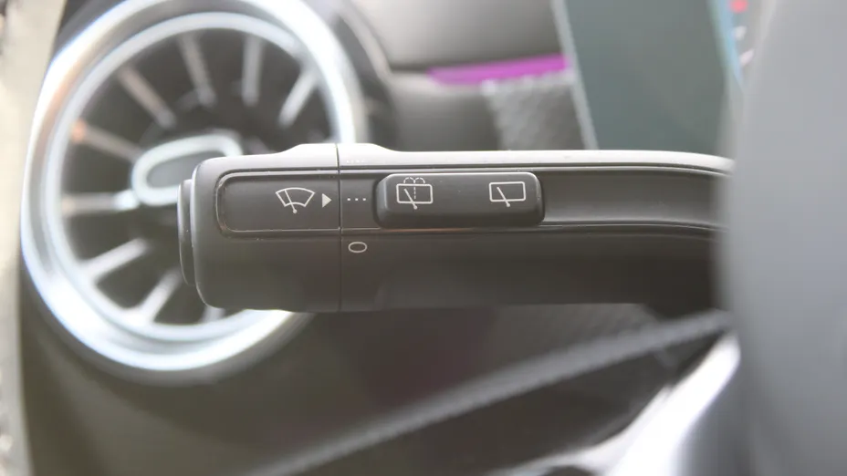 MERCEDES-BENZ CLA CLA 200 d 8G-DCT