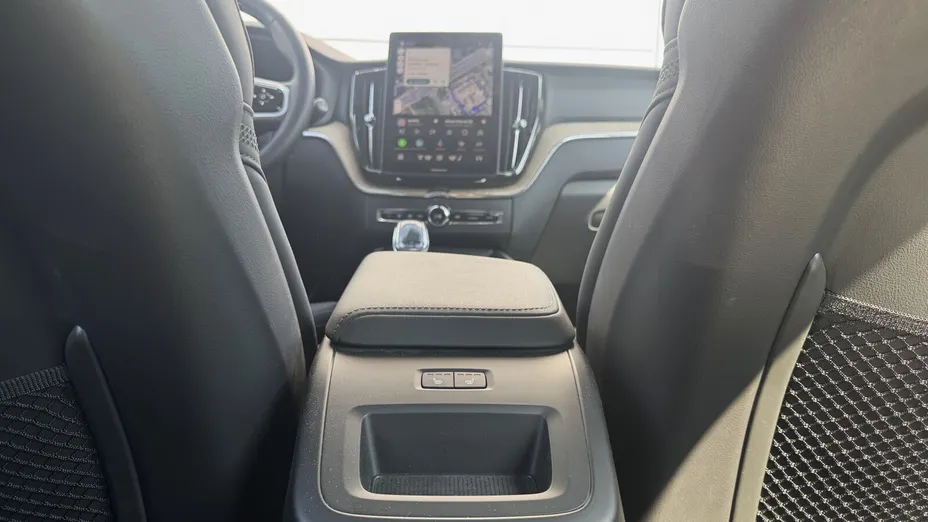 VOLVO XC60 XC60 B5 B AWD Plus Dark aut