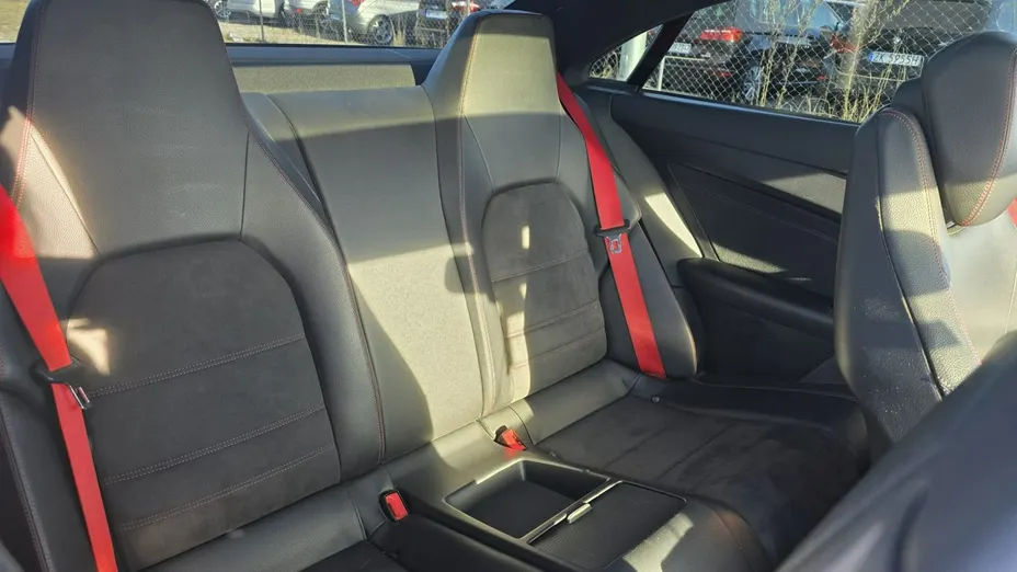 MERCEDES-BENZ E Klasa -