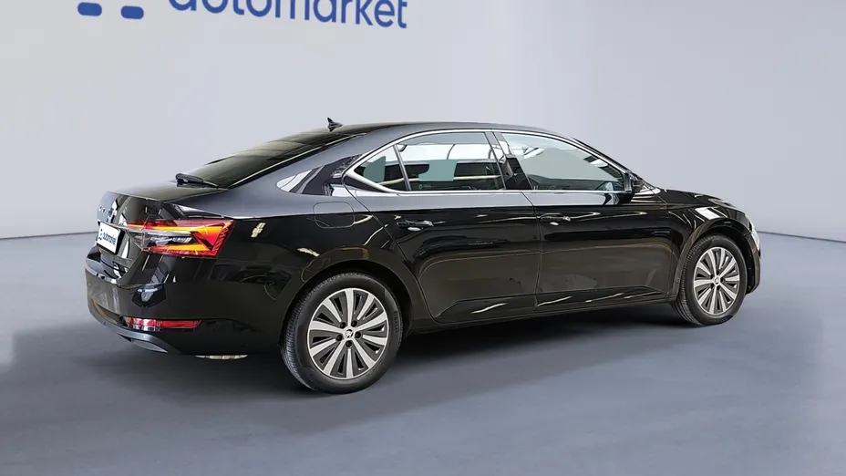 SKODA Superb Superb 2.0 TSI Style DSG