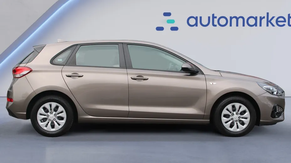 HYUNDAI i30 i30 1.5 DPI Classic +