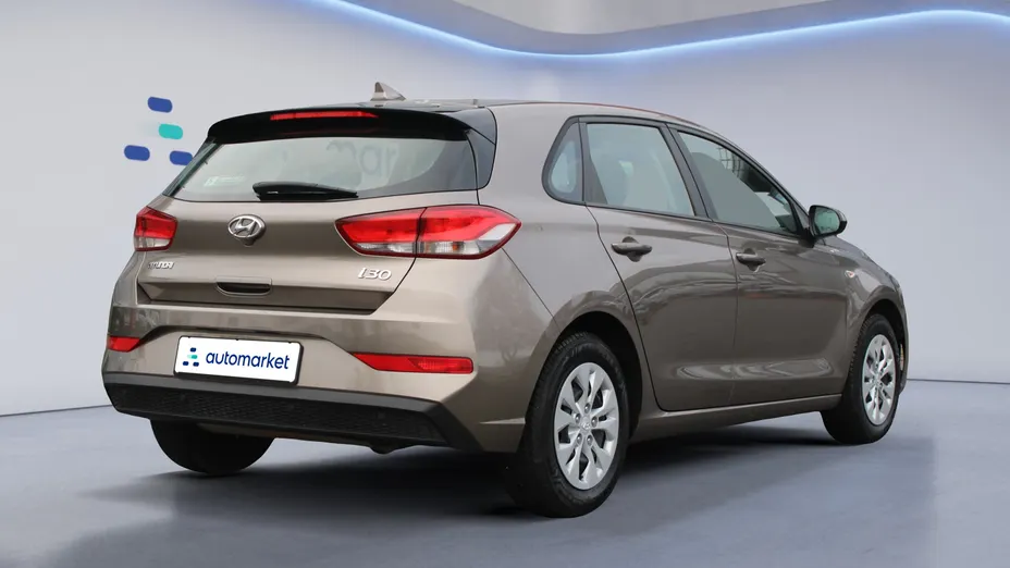 HYUNDAI i30 i30 1.5 DPI Classic +