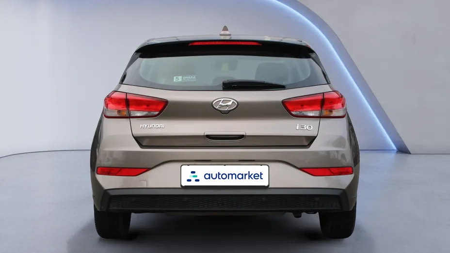 HYUNDAI i30 i30 1.5 DPI Classic +