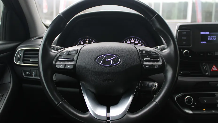 HYUNDAI i30 i30 1.5 DPI Classic +