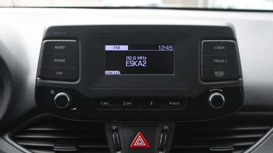 HYUNDAI i30 i30 1.5 DPI Classic +