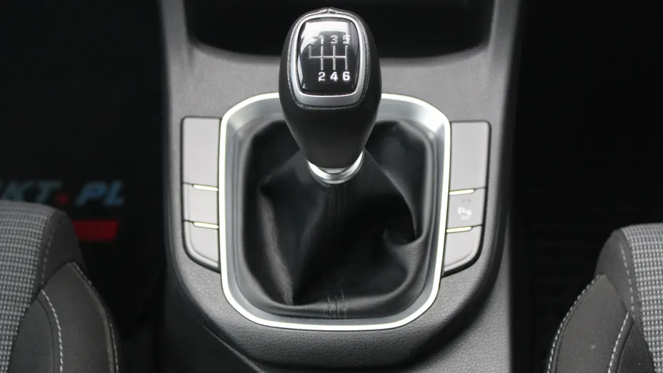 HYUNDAI i30 i30 1.5 DPI Classic +