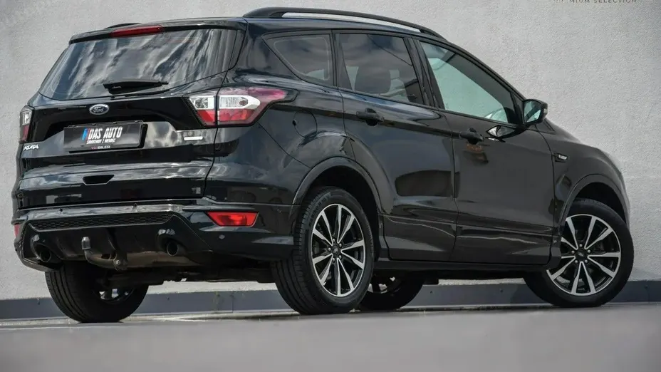 FORD Kuga -
