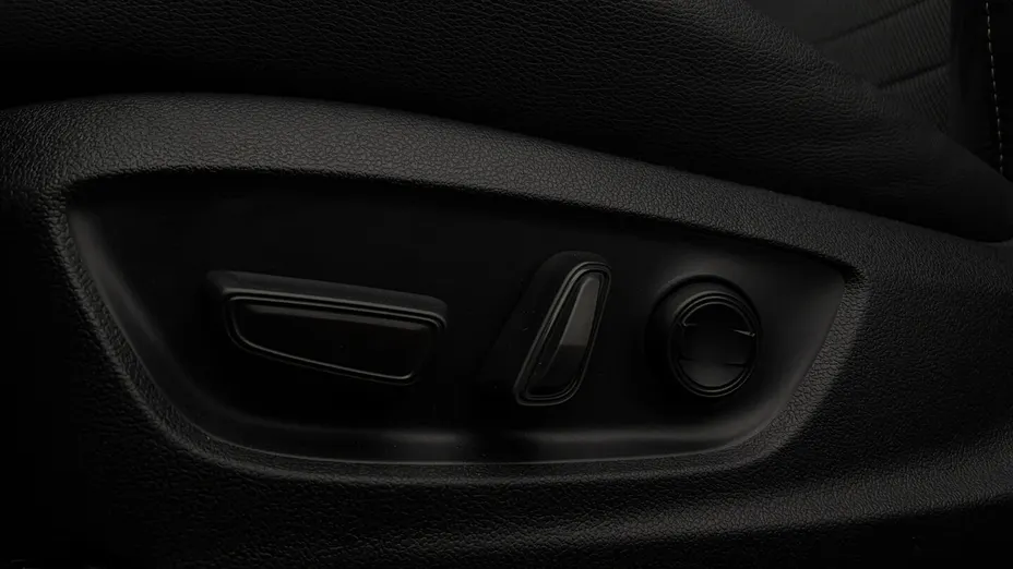 TOYOTA C-HR C-HR 1.8 Hybrid GPF Executive