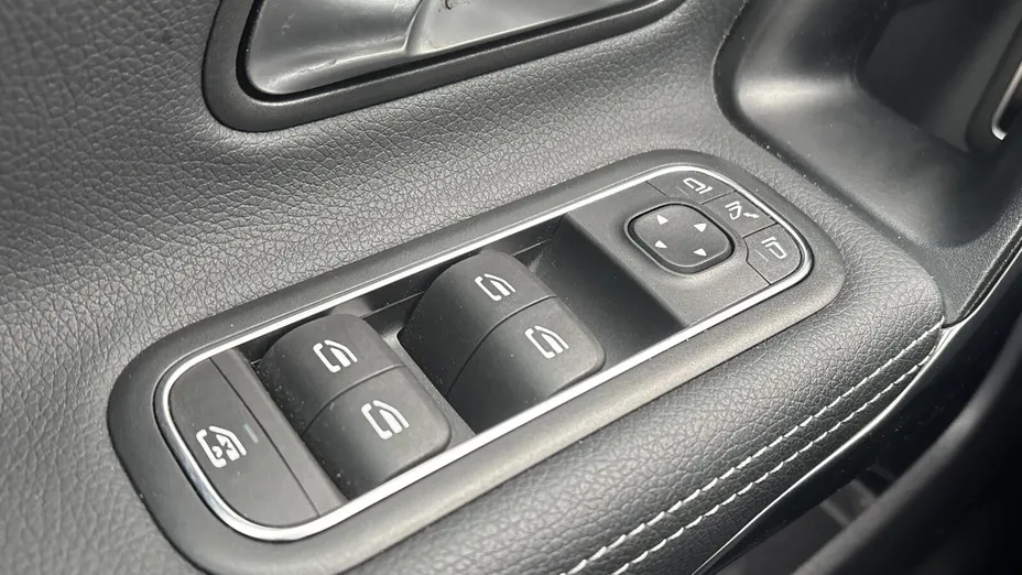 MERCEDES-BENZ CLA CLA 180 mHEV Progressive 7G-DCT