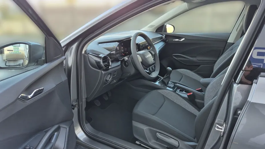 SKODA Fabia Fabia 1.0 Essence Nowy