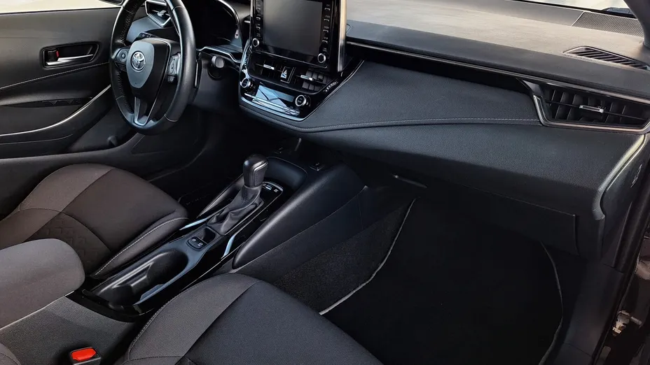 TOYOTA Corolla Corolla 2.0 Hybrid Comfort