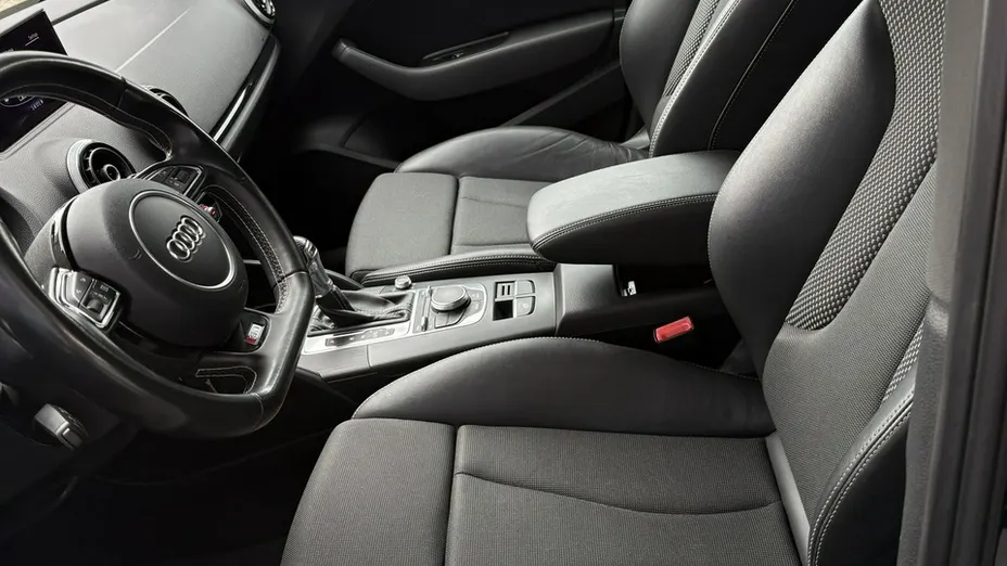 AUDI A3 Sportback -
