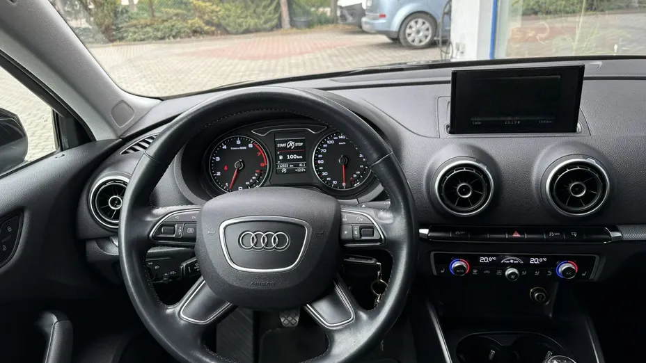 AUDI A3 -
