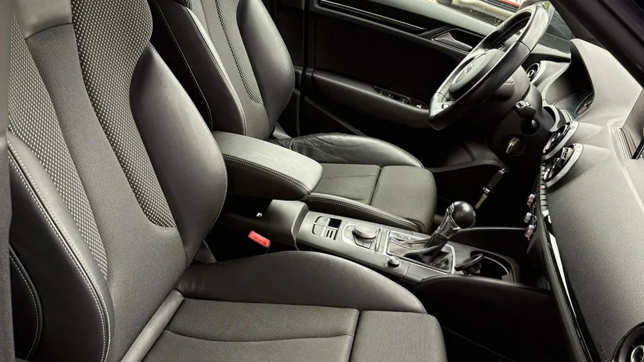 AUDI A3 Sportback -