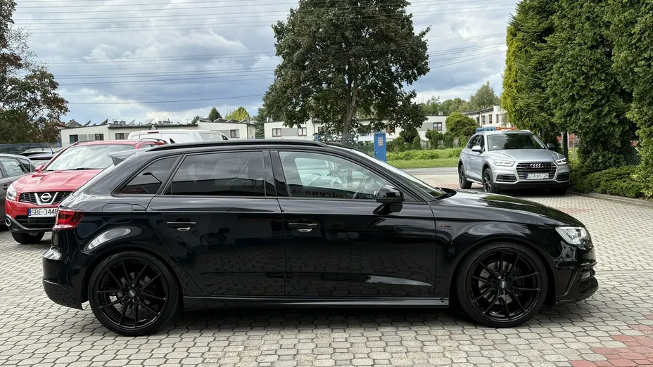 AUDI A3 Sportback -