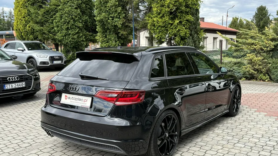 AUDI A3 Sportback -