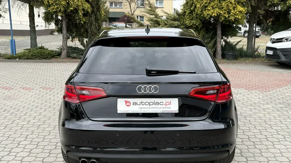 AUDI A3 -