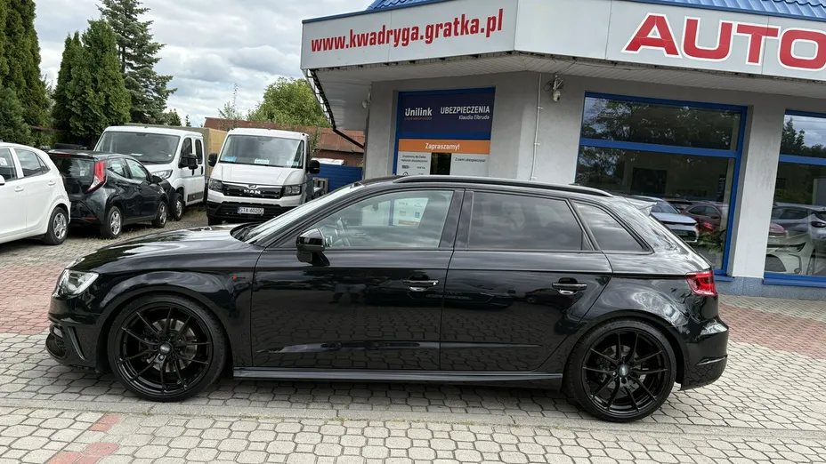 AUDI A3 Sportback -