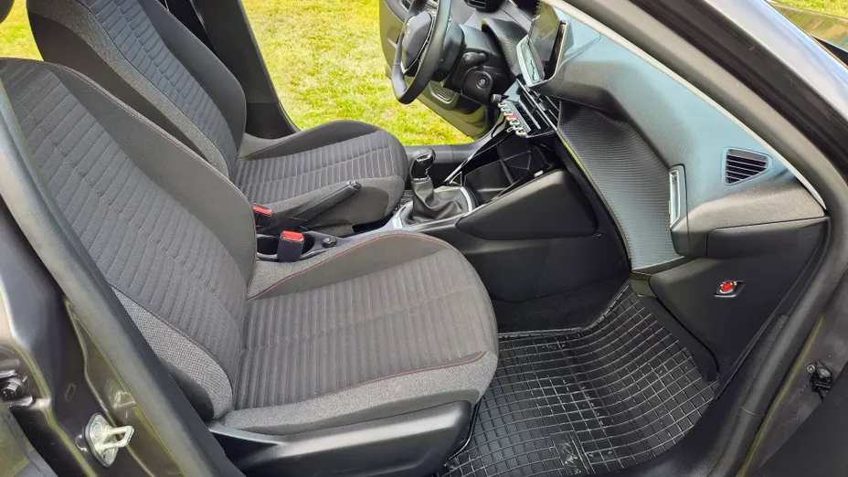 PEUGEOT 208 208 1.2 PureTech Active