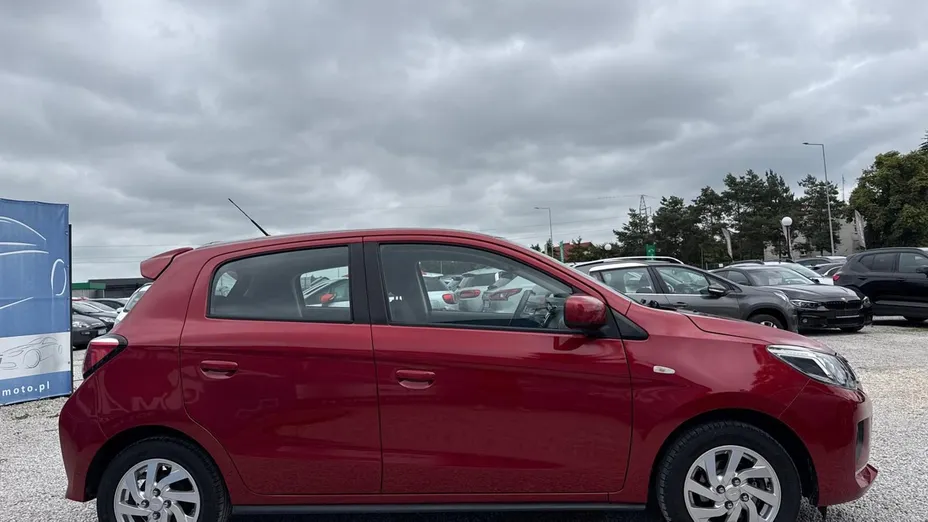 MITSUBISHI Space Star -