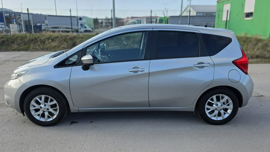 NISSAN Note -
