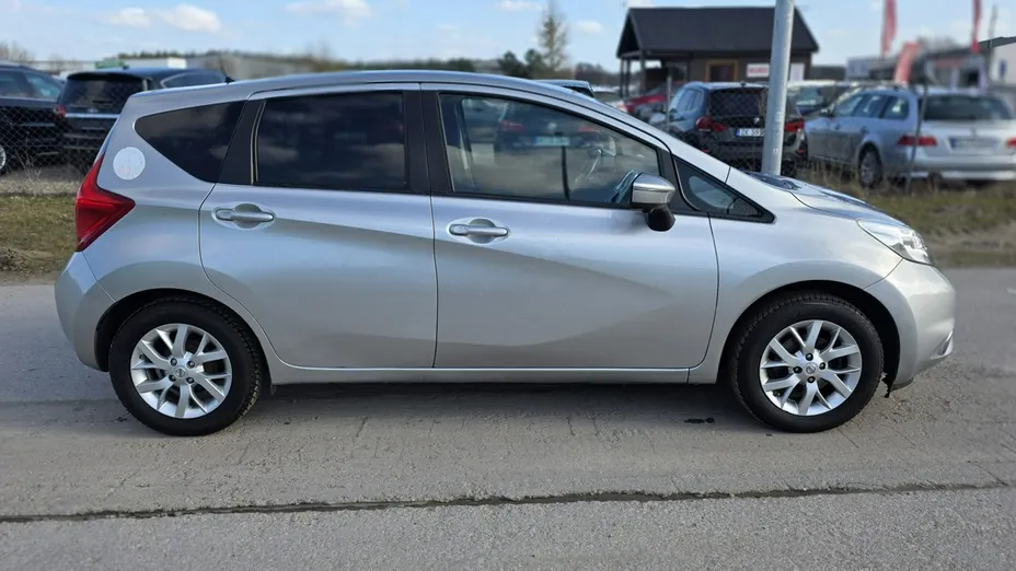 NISSAN Note -