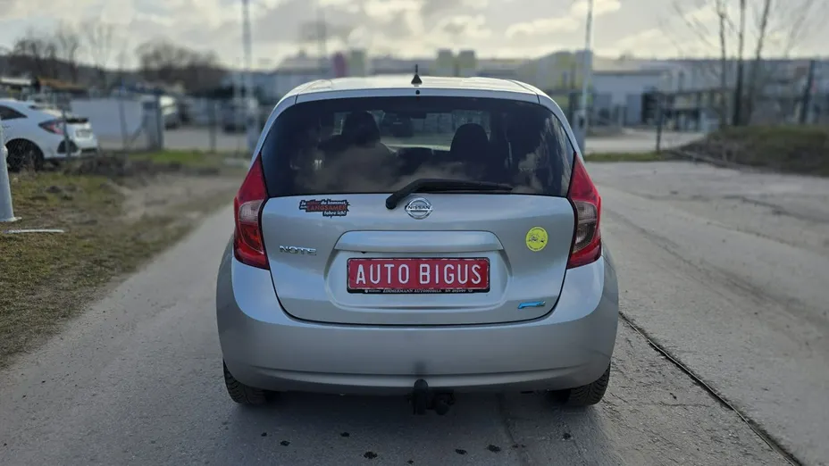 NISSAN Note -