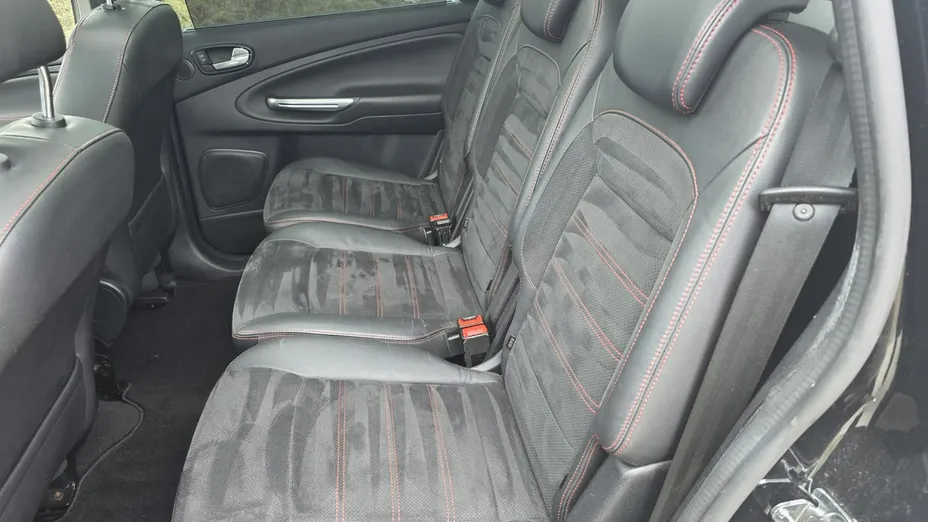 FORD S-MAX -