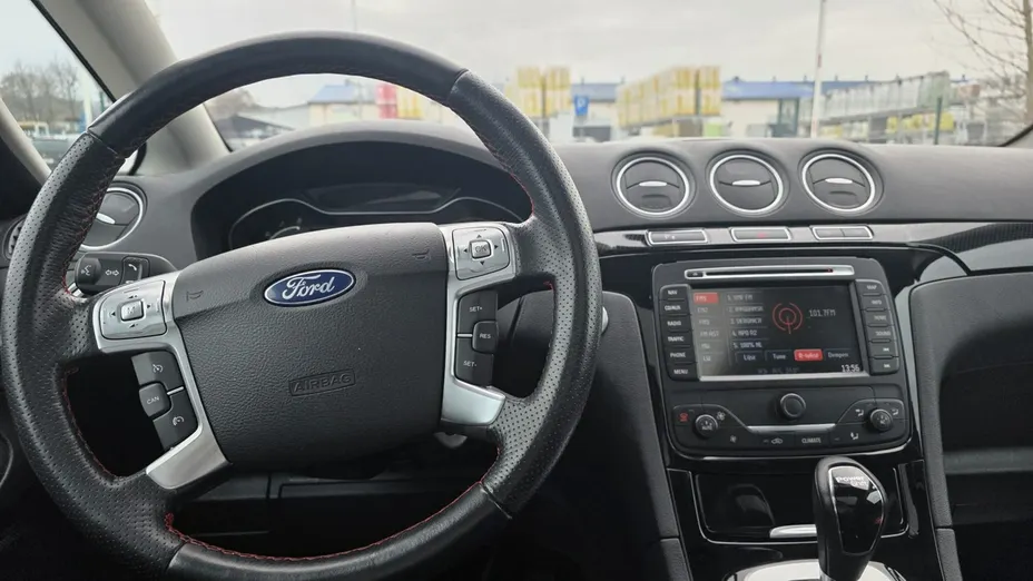 FORD S-MAX -