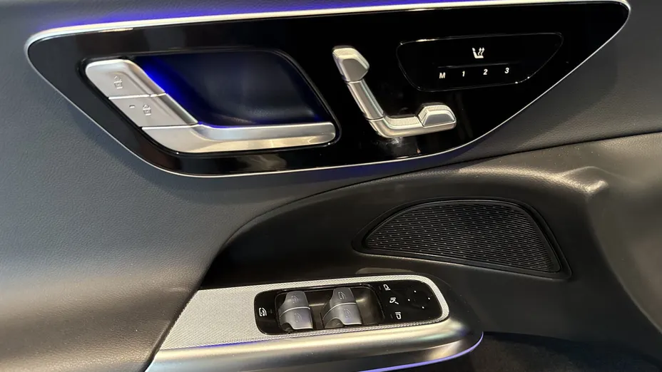 MERCEDES-BENZ E Klasa E 200 d mHEV Avantgarde 9G-Tronic