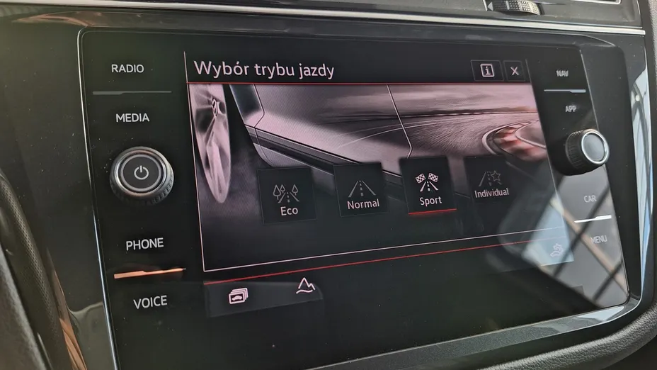 VOLKSWAGEN Tiguan Tiguan 2.0 TSI 4Mot. R-Line DSG