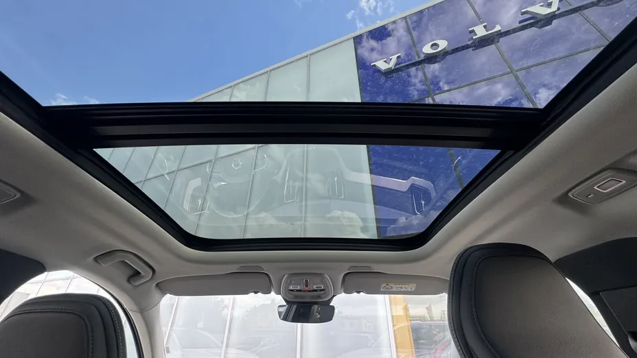 VOLVO XC60 XC60 T6 Plug-In Hybrid AWD Ultra Bright aut