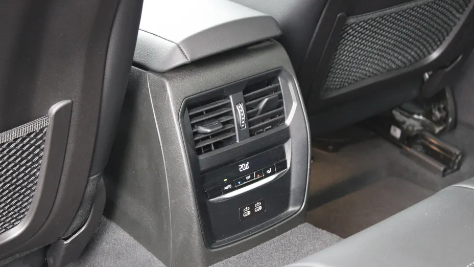 BMW Seria 3 320i xDrive aut